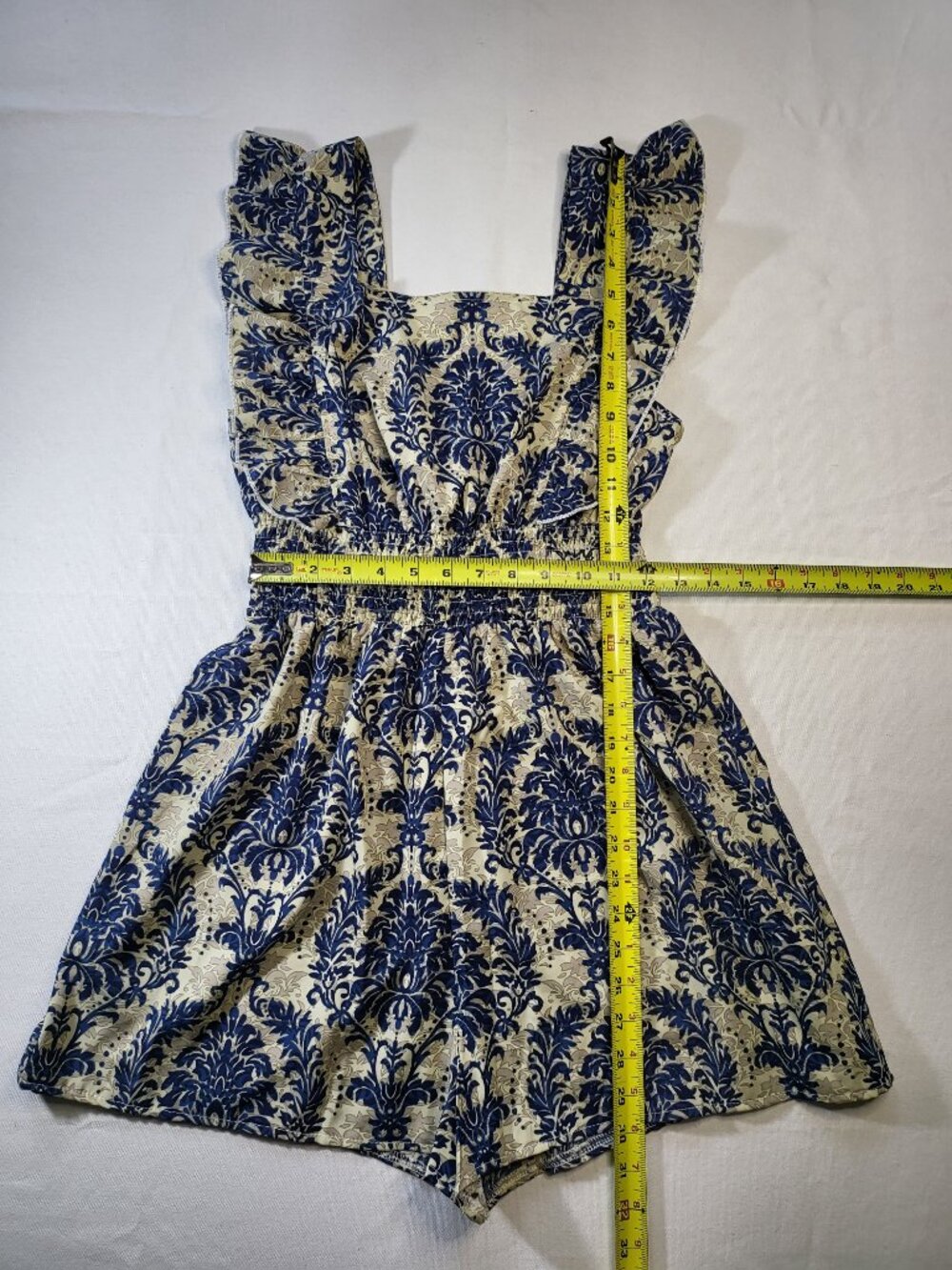 SHEIN Blue & White Damask Ruffle Strap Smocked Romper – Size M‎ (US 6) - Picture 8 of 8